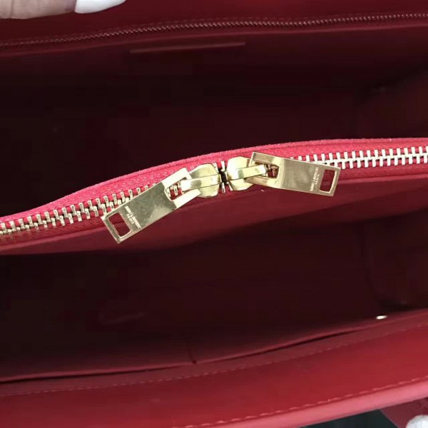 Y51 sac de jour in grained leather 4896 32cm x 25cm x 16.5cm