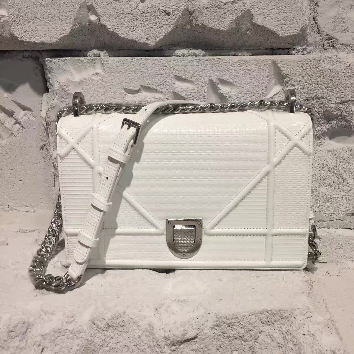 D10r ama 1733 25cmx7cmx15cm