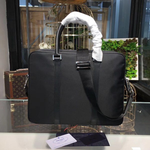 Pra*a nylon briefcase 4192 36*7*27.5cm