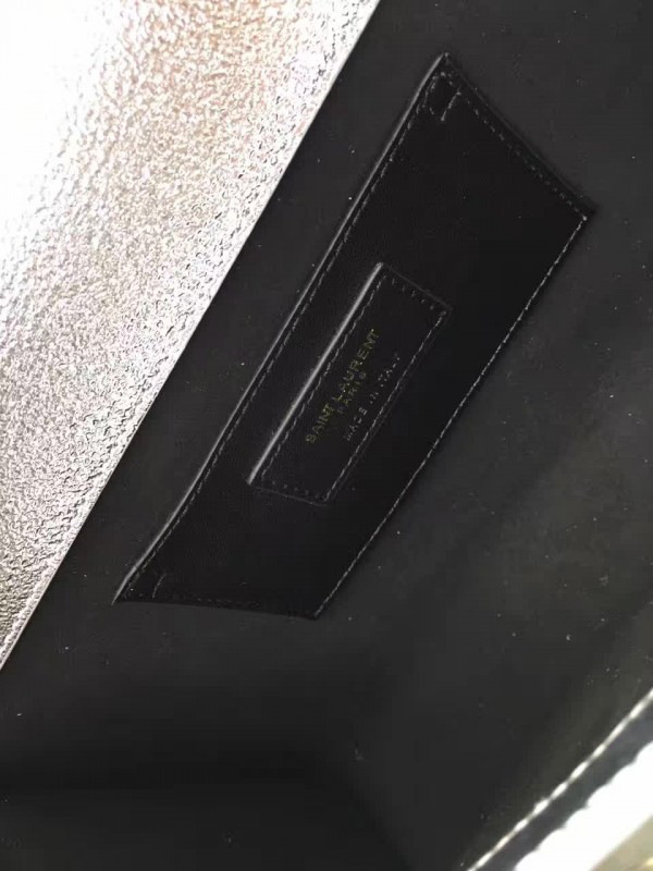 Y51 kate chain wallet with tassel in crinkled metallic leather 5055 24cm x 14cm x 4.5cm