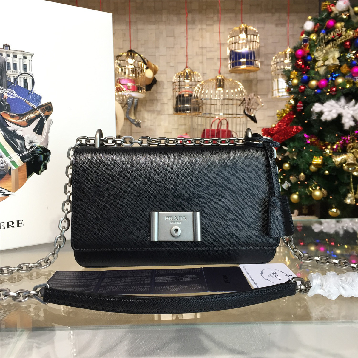 Pra*a metal closure 3929 24cm x 6.5cm x 14cm