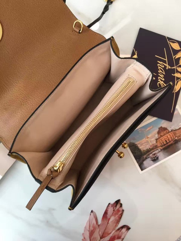 Chloe leather mily z1363 23.5cm x 18cm x 8.5m