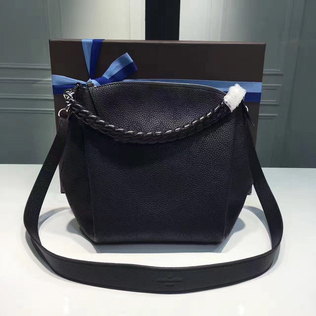 l0vis Vvtt0n babylone cohotbag chain bb noir 3514