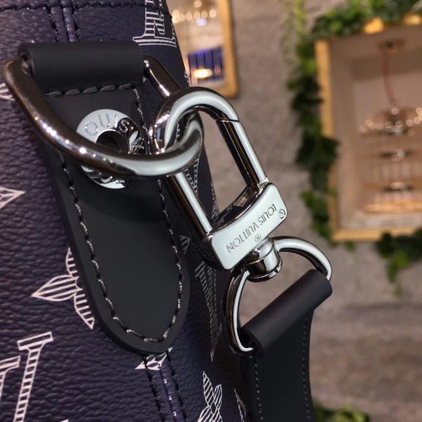 l0vis Vvtt0n atlas tote giraffe black 3762 35.5cm