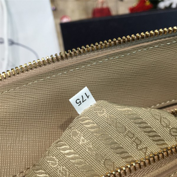 Pra*a promenade bag 3880 25.5cm x 10.5cm x 17cm