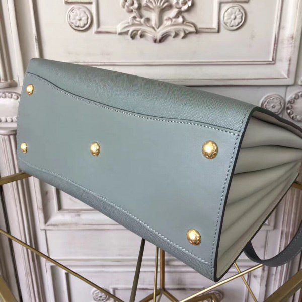 Pra*a cortex bibliothèque z4280 30cm x 15.5cm x 22cm