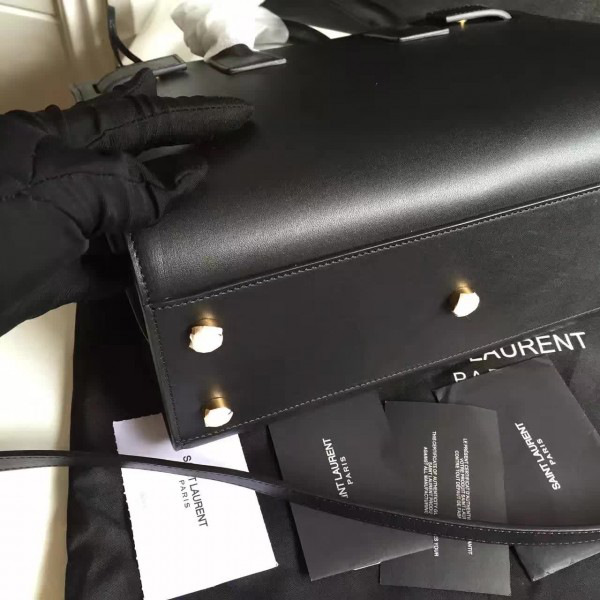 Y51 sac de jour in grained leather 4893 22cm x 18cm x 11cm