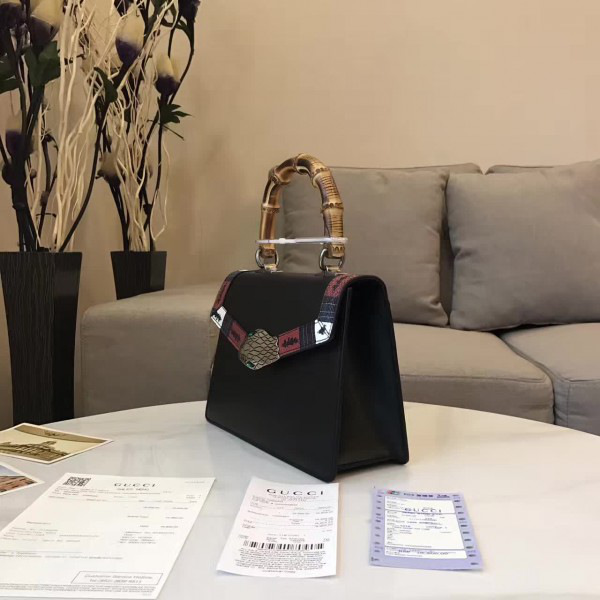 Gvc*1 lilith 2397 26.5cm x 19cm x 9cm