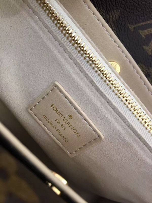 l0vis Vvtt0n double v cohotbag  creme 3651