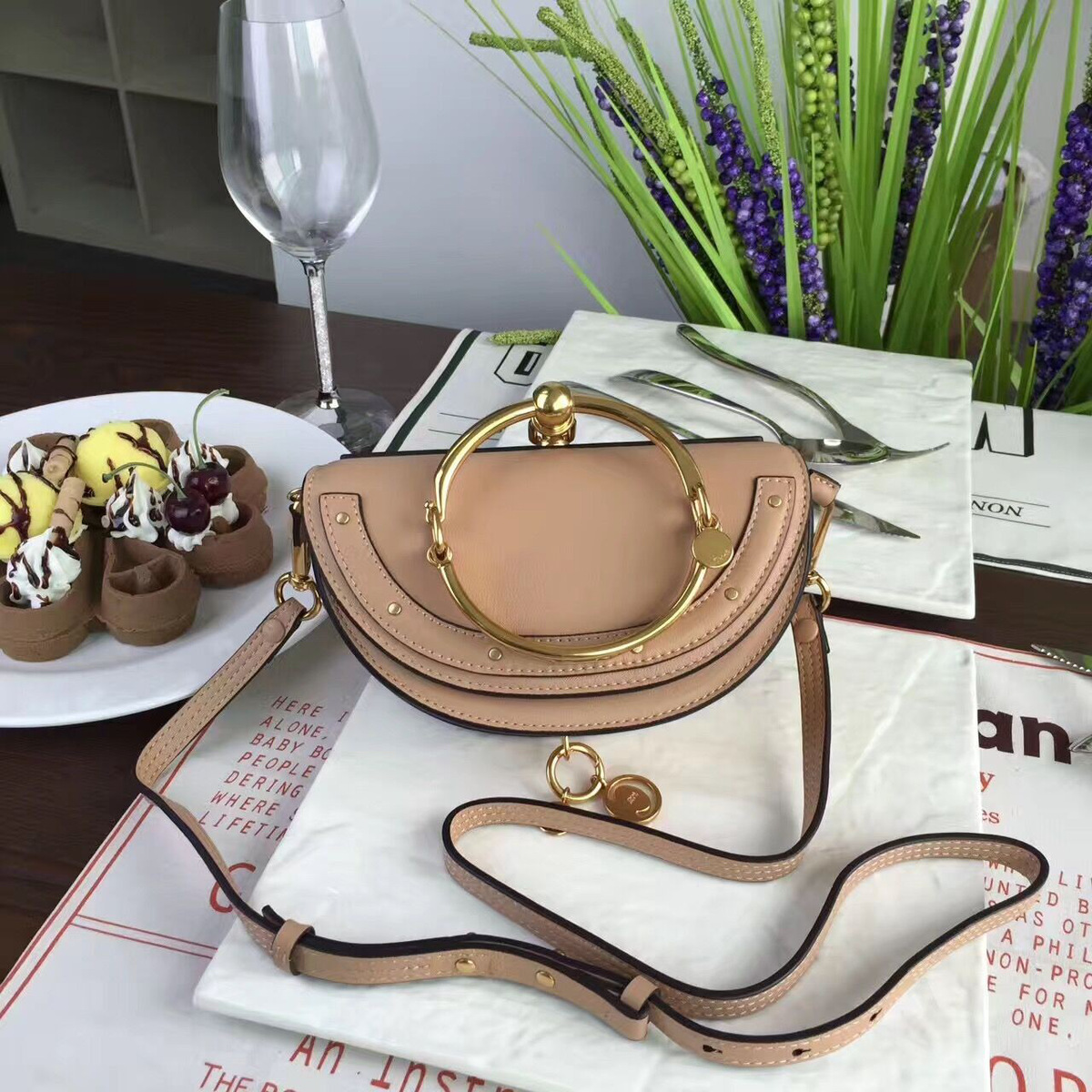 Chloe leather nile z1329 20cm x 12cm x 6cm