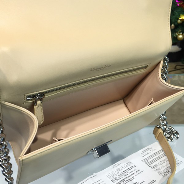 D10r ama 1744 25cm x 8cm x 15cm