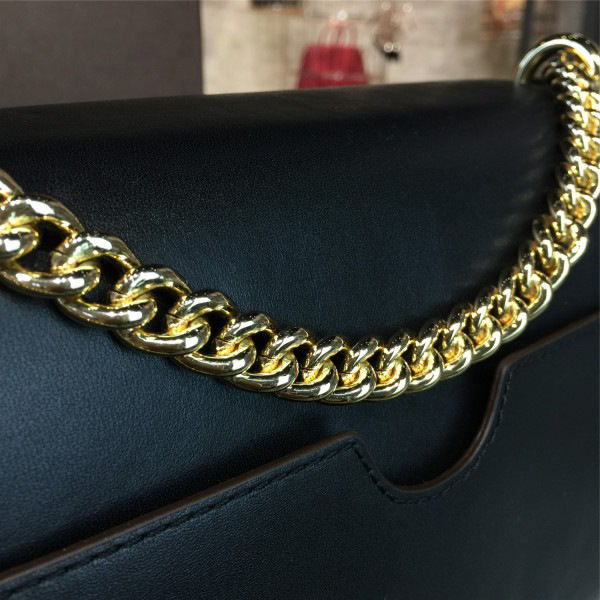 Gvc*1 gg leather padlock cohotbag 2171