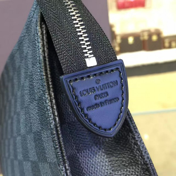 l0vis Vvtt0n toiletry cohotbag  pouch 26 m47542