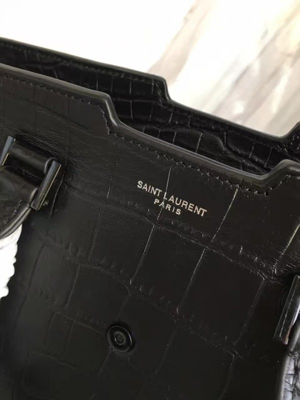 Y51 smal in embossed crocodile shiny leather cabas 5108 30cm x 22cm x 15cm