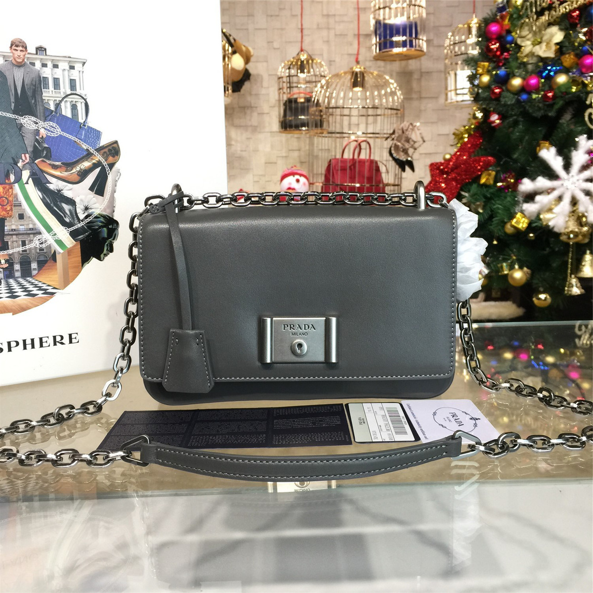 Pra*a metal closure 3924 23.5cm x 4.5cm x 15cm