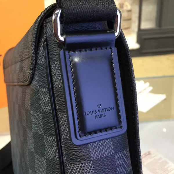 l0vis Vvtt0n district cohotbag pm damier graphite canvas 3410