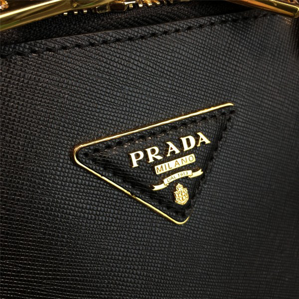 Pra*a promenade bag 3900  32cm x 13cm x 21cm