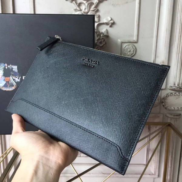 Pra*a leather clutch bag 4311 25.5cm x 1.5cm x 17.5cm