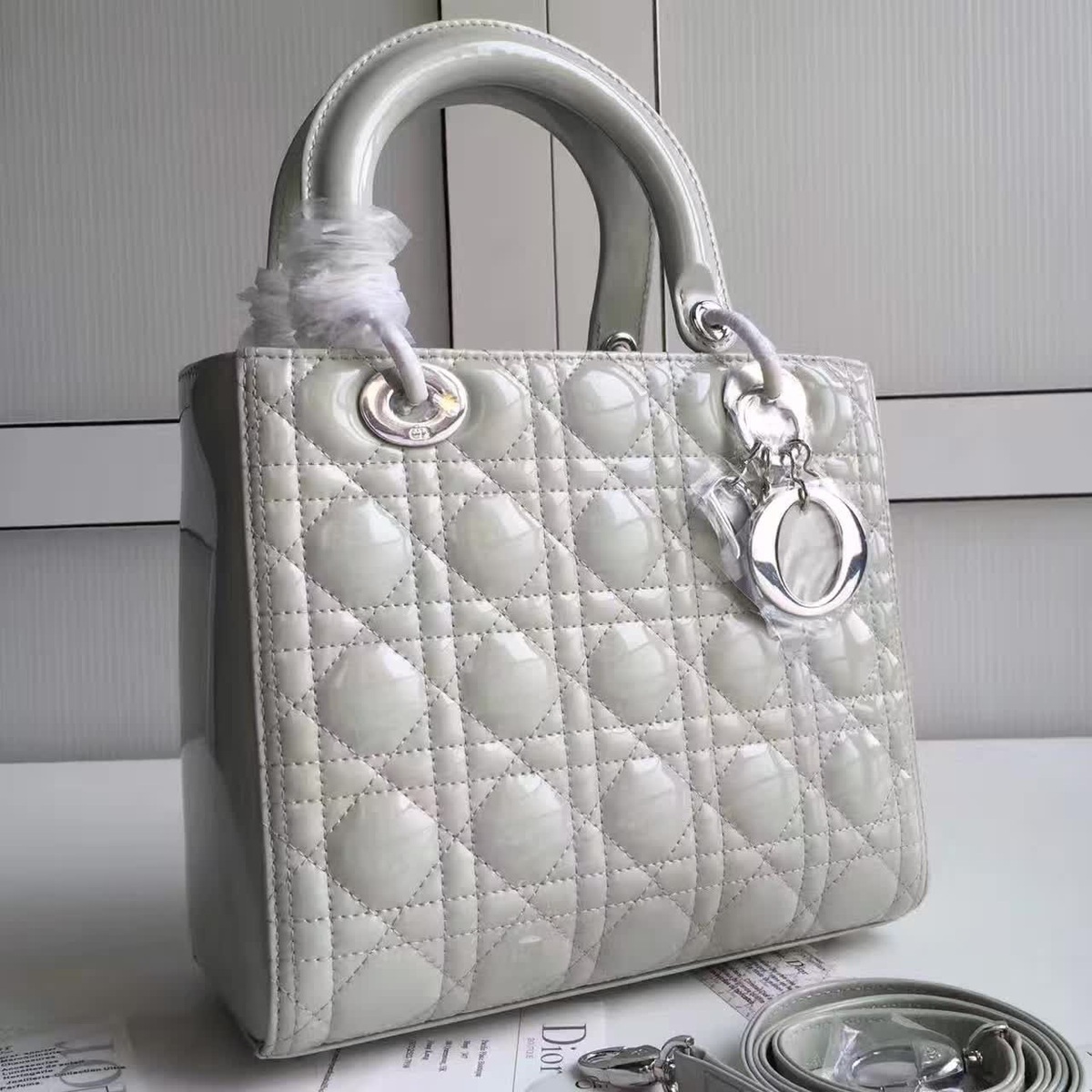 lady D10r 1618 24cm*20cm*11cm