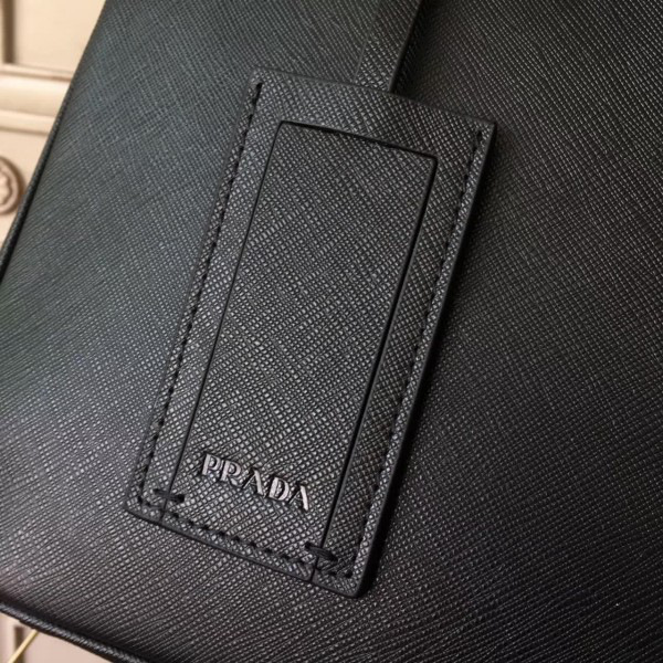 Pra*a leather briefcase 4323 36cmx4cmx27.5cm