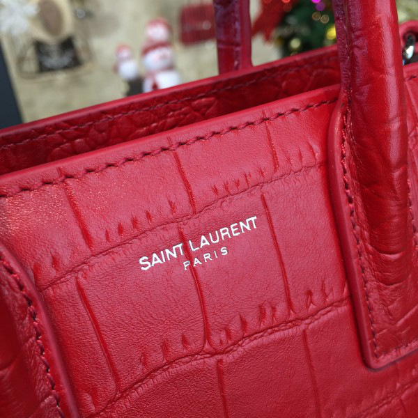 Y51 sac de jour in crocodile embossed leather red 4920 21.5cm x 9.5cm x 18cm