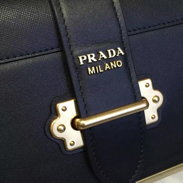 Pra*a cahier leather shoulder bag black 4270 20cm x 14.5 cm x 7cm