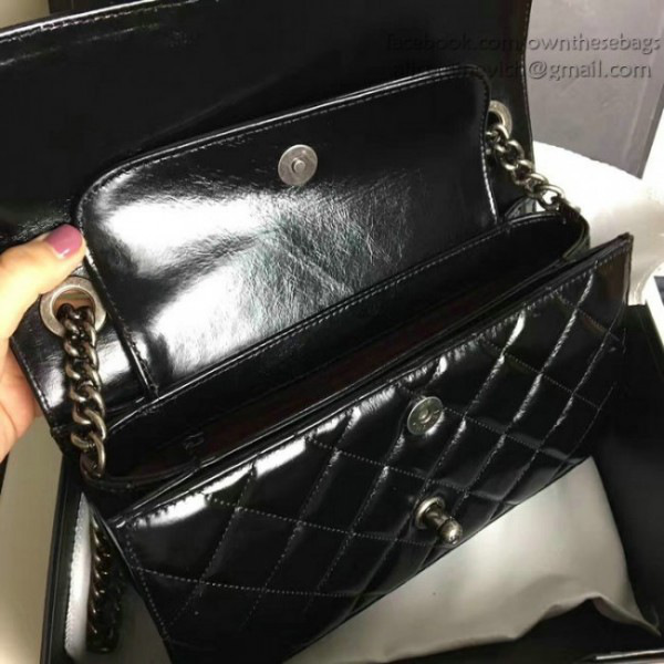 Ch**el oil wax leather perfect edge bag silver black  a14041
