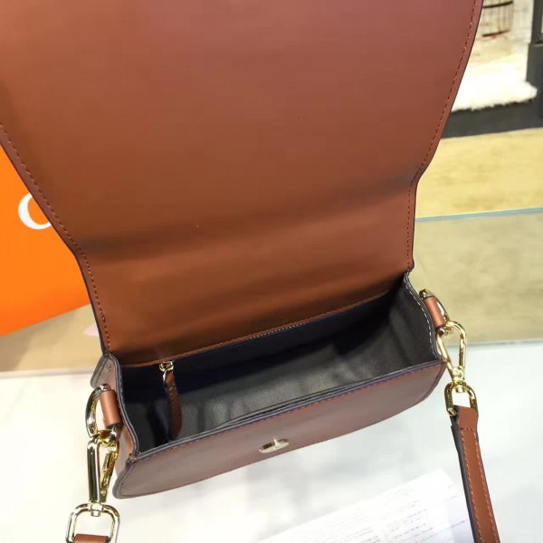 Chloe leather nile z1347 19.5cm x 6.5cm x 16cm