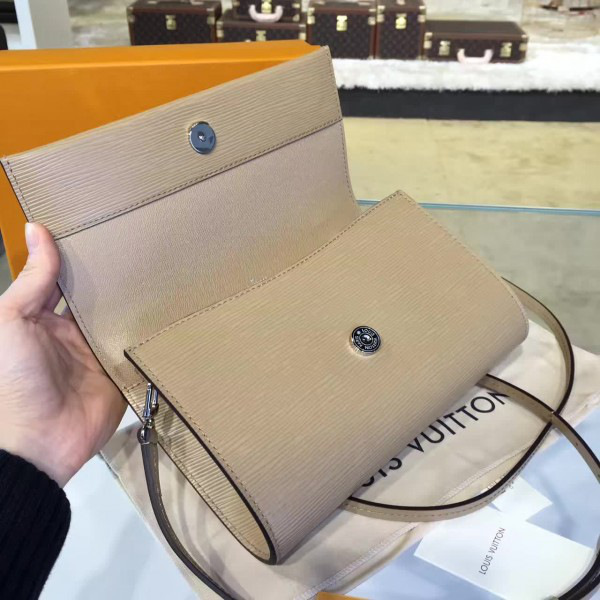 l0vis Vvtt0n clery cohotbag  epi leather m54538 3661