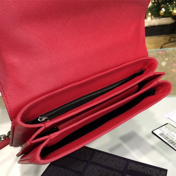 Pra*a metal closure 3923 23.5cm x 4.5cm x 15cm