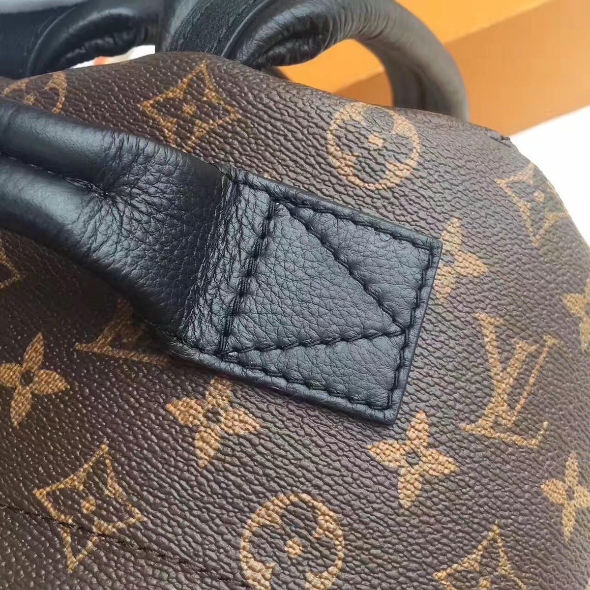 Lv backpack m41561 large 28cm
