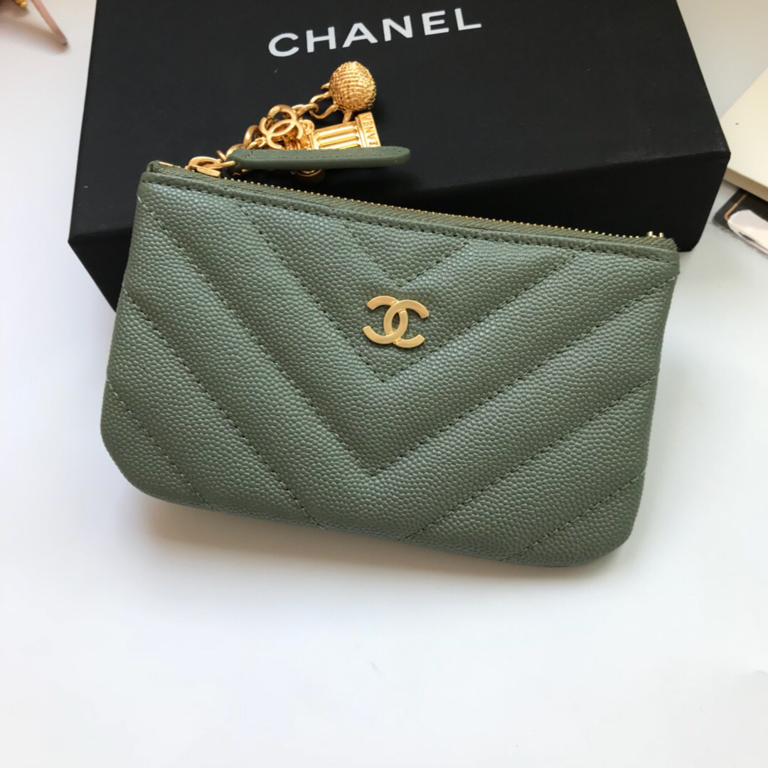 Ch**el coin purse 82365 dark green
