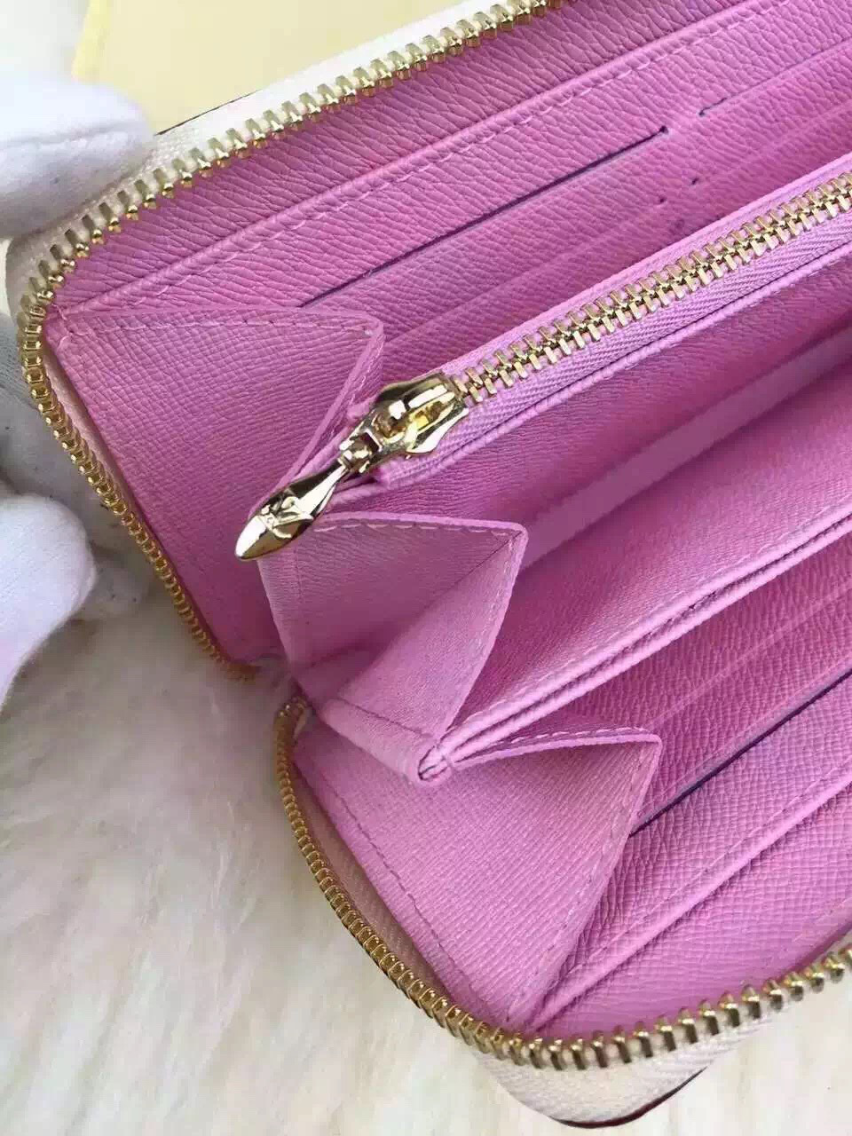 l0vis Vvtt0n m60049 white color wallet_19 x 10 x 1 cm