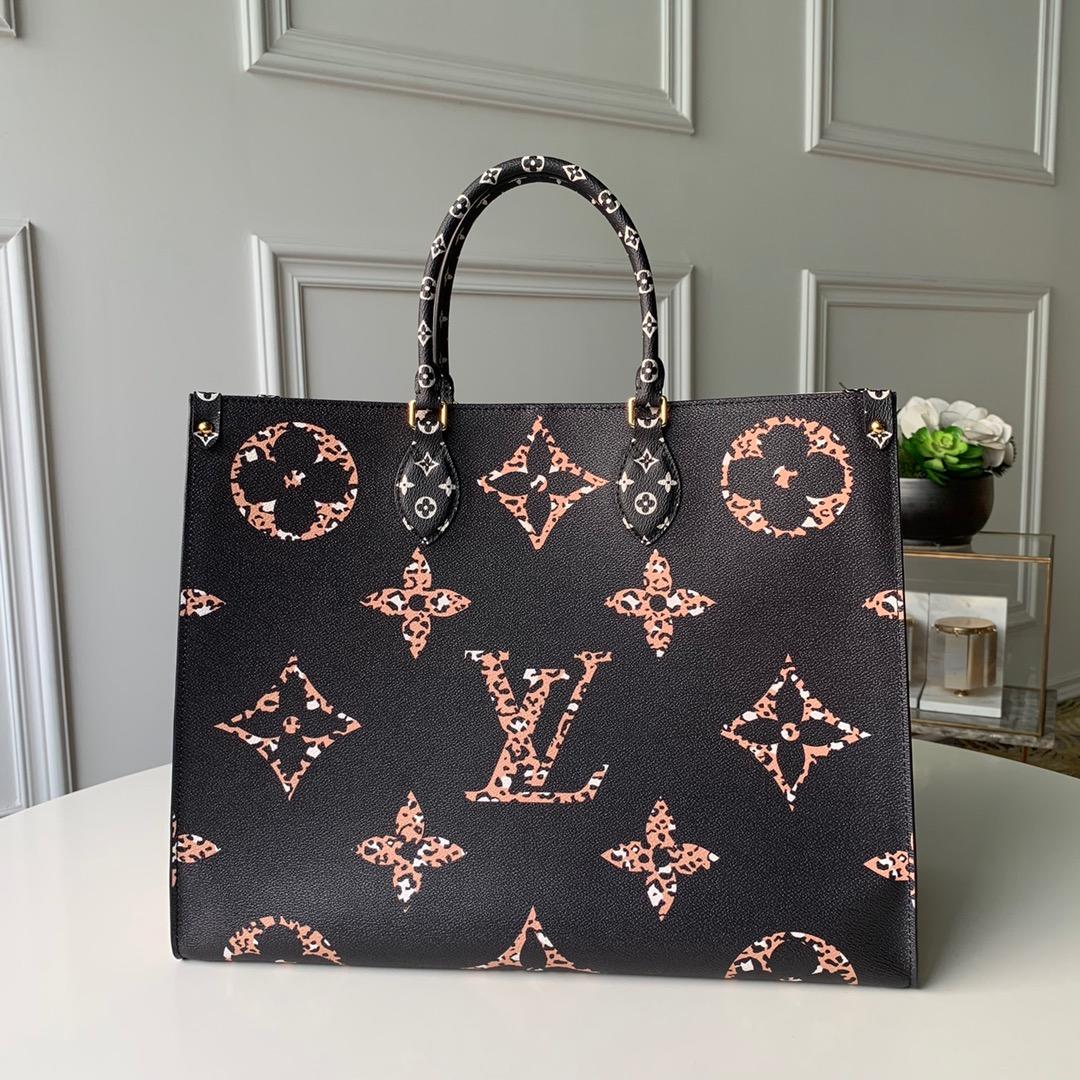 Lv monogram giant on the go tote bag black and white 41 cm