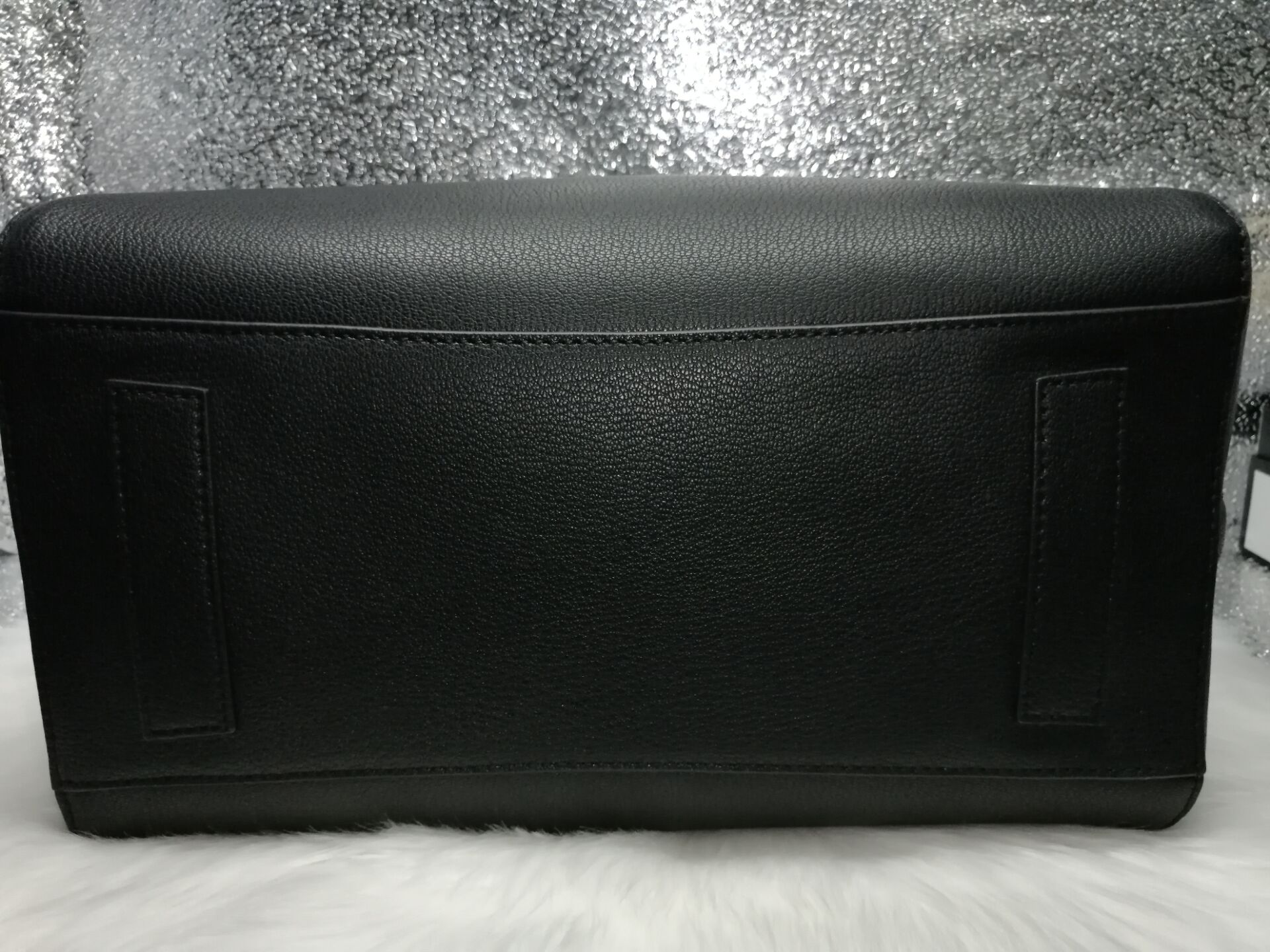 Givenchy medium antigona handbag 3077