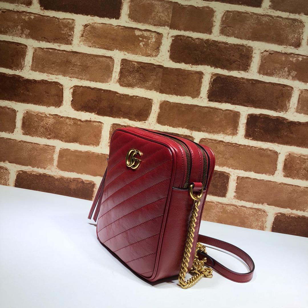 Gvc*1 shoulder bag  chain bag red 16 x 18.5 x 7 cm