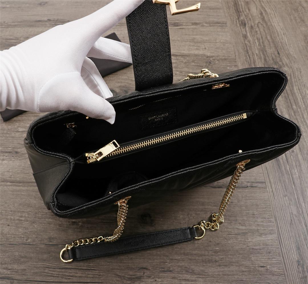 Y51 monogramme black 35x9.5x25cm