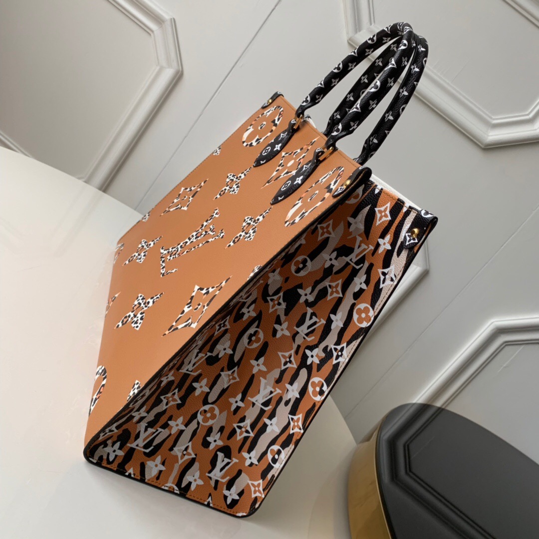 Lv onthego m44675 ivoire 41 cm