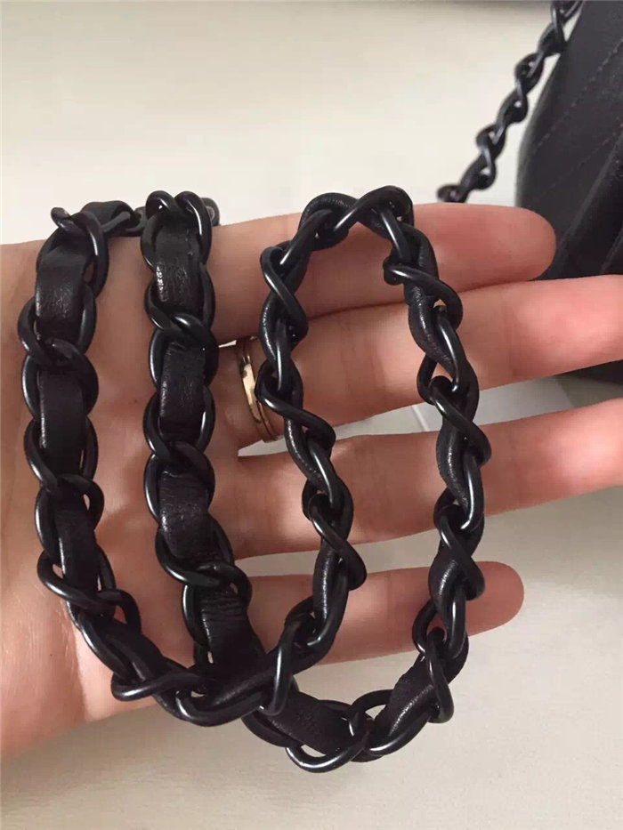 Ch**el lambskin chevron quilted 20cm flap black bag