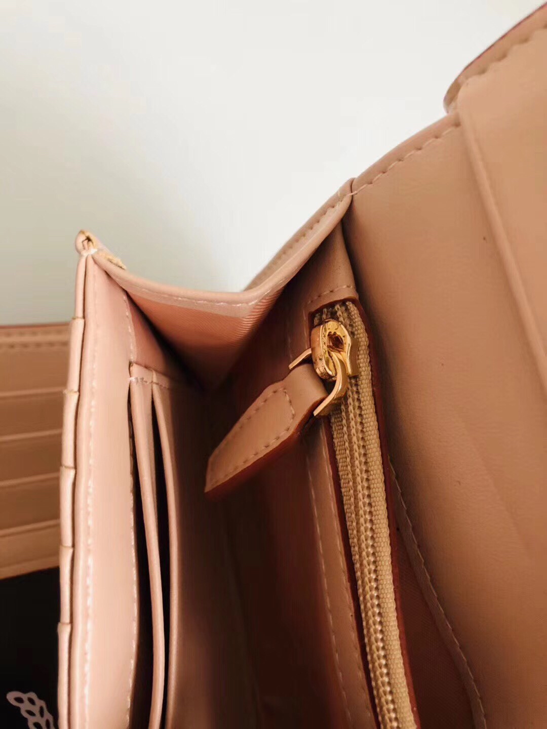 MCM wallet b8803 beige 14.5 x 9.3cm