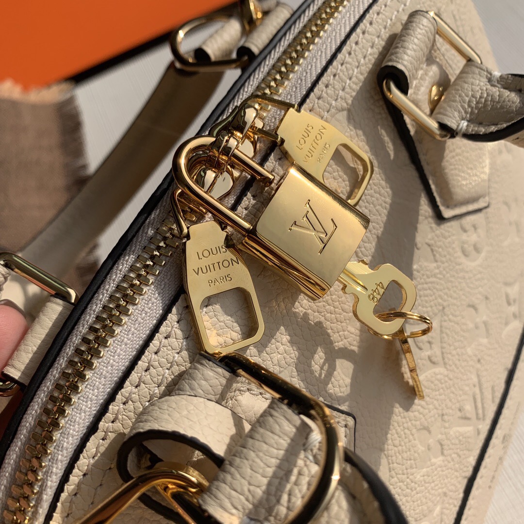 Lv alma PM relief full leather embossed m44832 large white_32CM