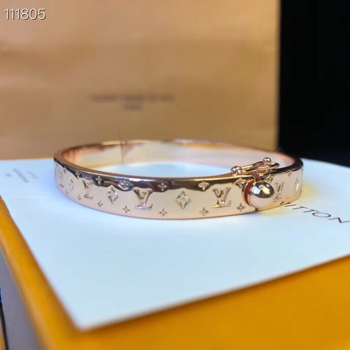 l0vis Vvtt0n bracelet