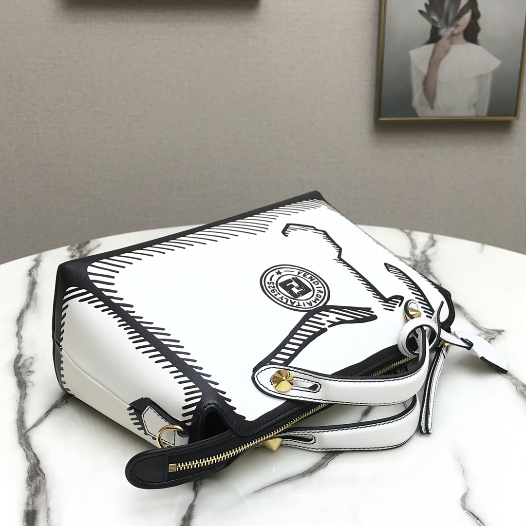 F**di iconic by the way boston medium handbag