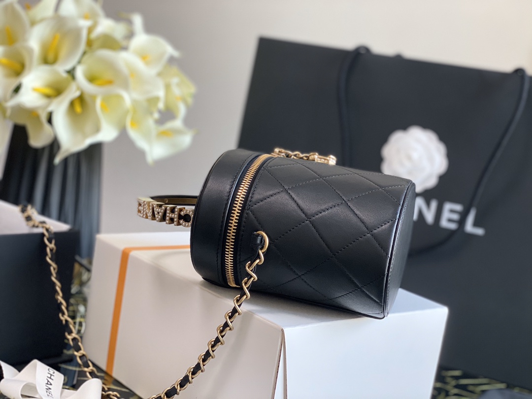 2020 pearl cosmetic bucket bag