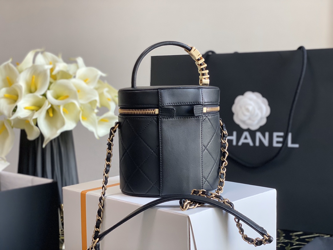 2020 pearl cosmetic bucket bag