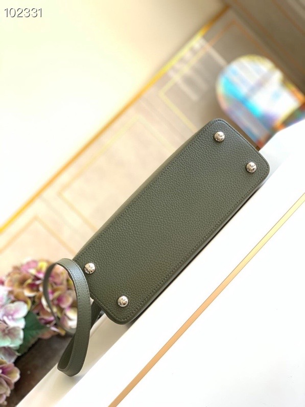 l0vis Vvtt0n shoulder bag diagonal lv women