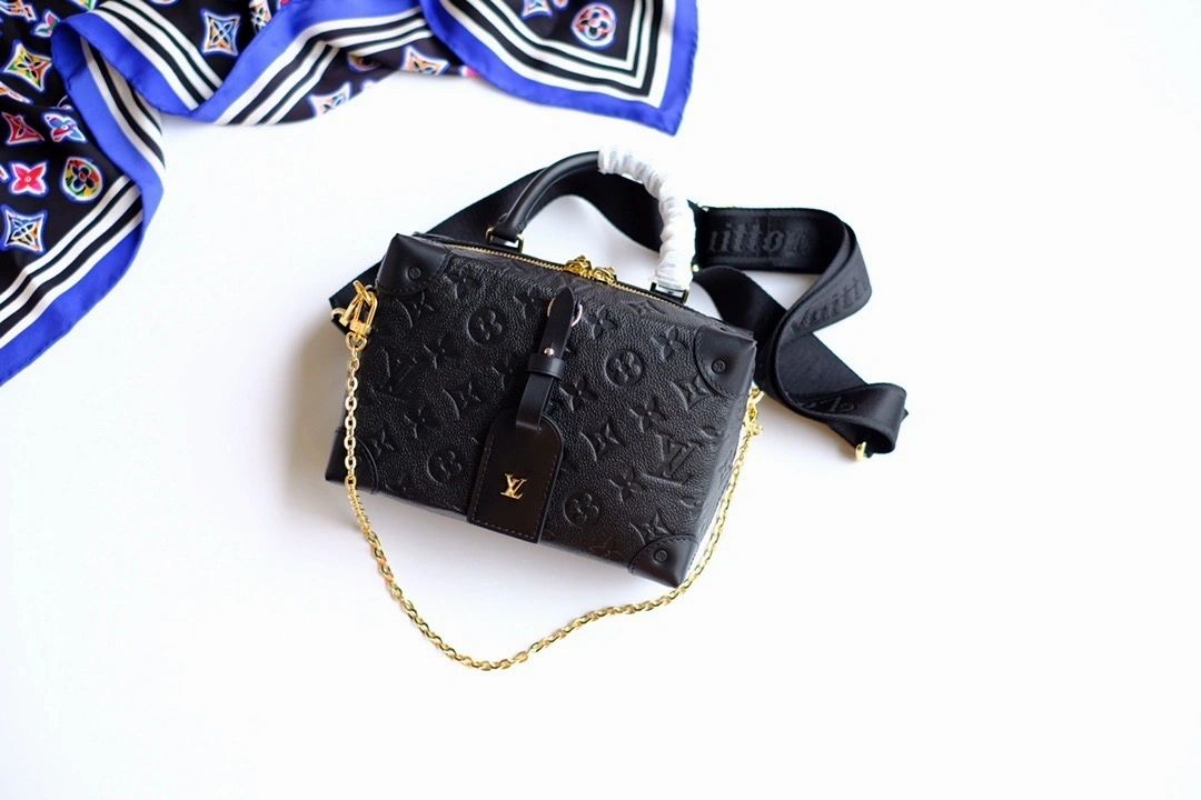 l0vis Vvtt0n petite malle souple black m45394 20×8×14cm