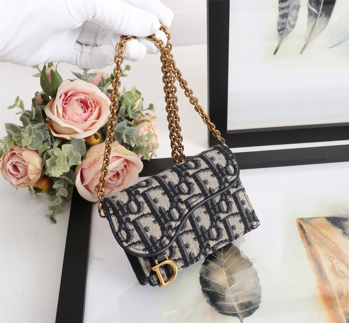 D10r saddle flap card holder blue D10r oblique jacquard s5611ctzq 10.5 x 7 cm