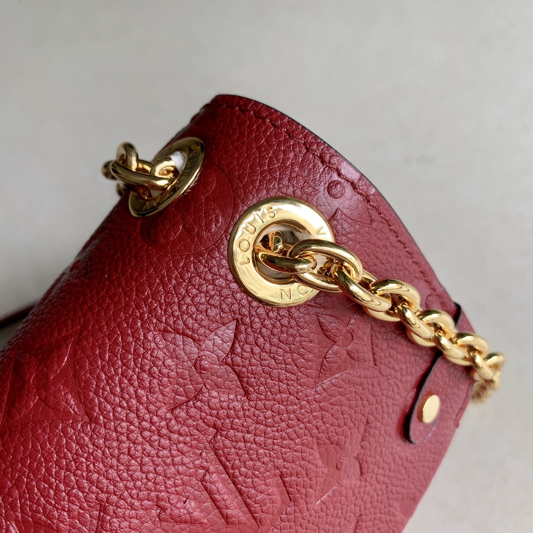 l0vis Vvtt0n vavin bb monogram empreinte leather scarlet m44554 21 x 15 x 8 cm