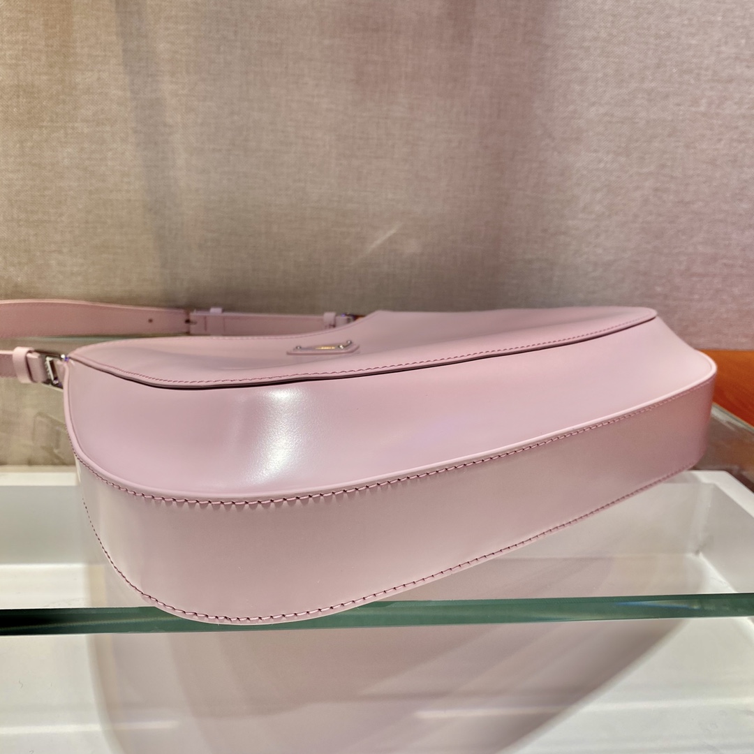 Pra*a cleo brushed leather shoulder bag in alabaster pink  1bc156 30 x 18.5 x 4 cm